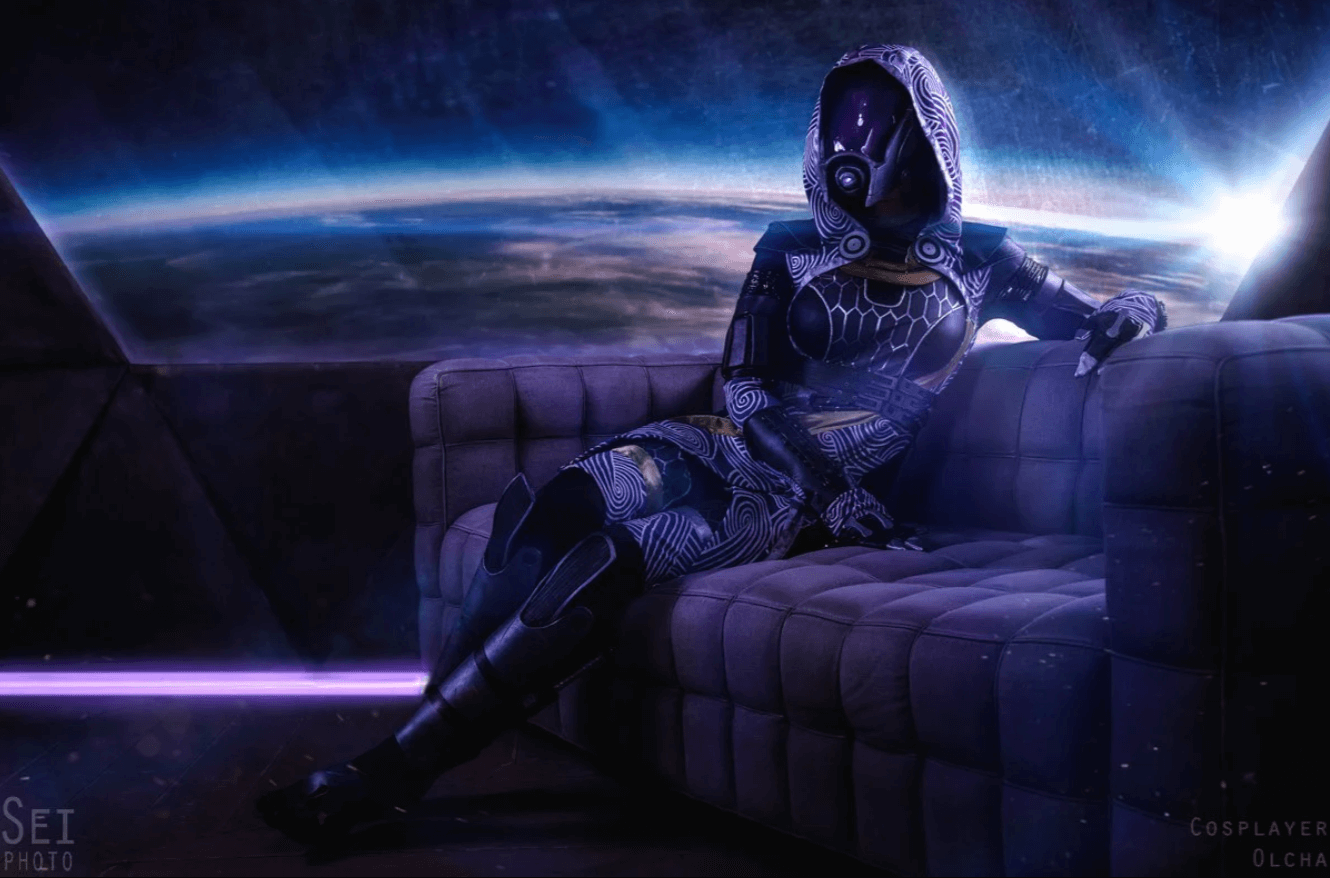 Косплей на Тали'Зору из Mass Effect